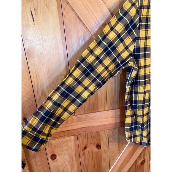 Forever 21 Flannel Shirt Men’s  Medium Plaid Long Sleeve Button Up (2568) - Picture 2 of 5